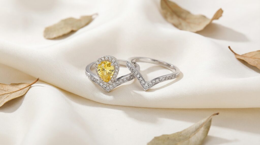 aurora teardrop cluster ring set